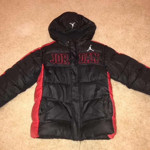 boys jordan puffer jacket